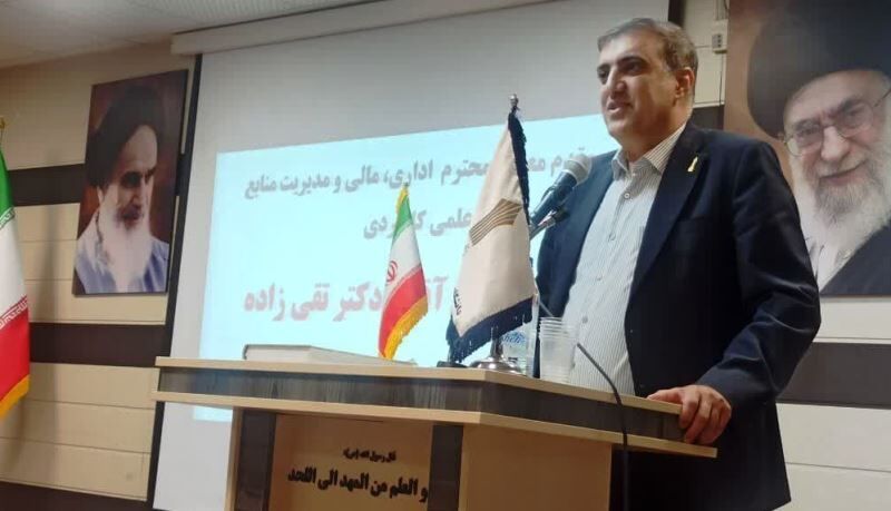 طرح &quot;آباد&quot; برای اشتغال دانش‌آموختگان دانشگاه‌ها تدوین شد