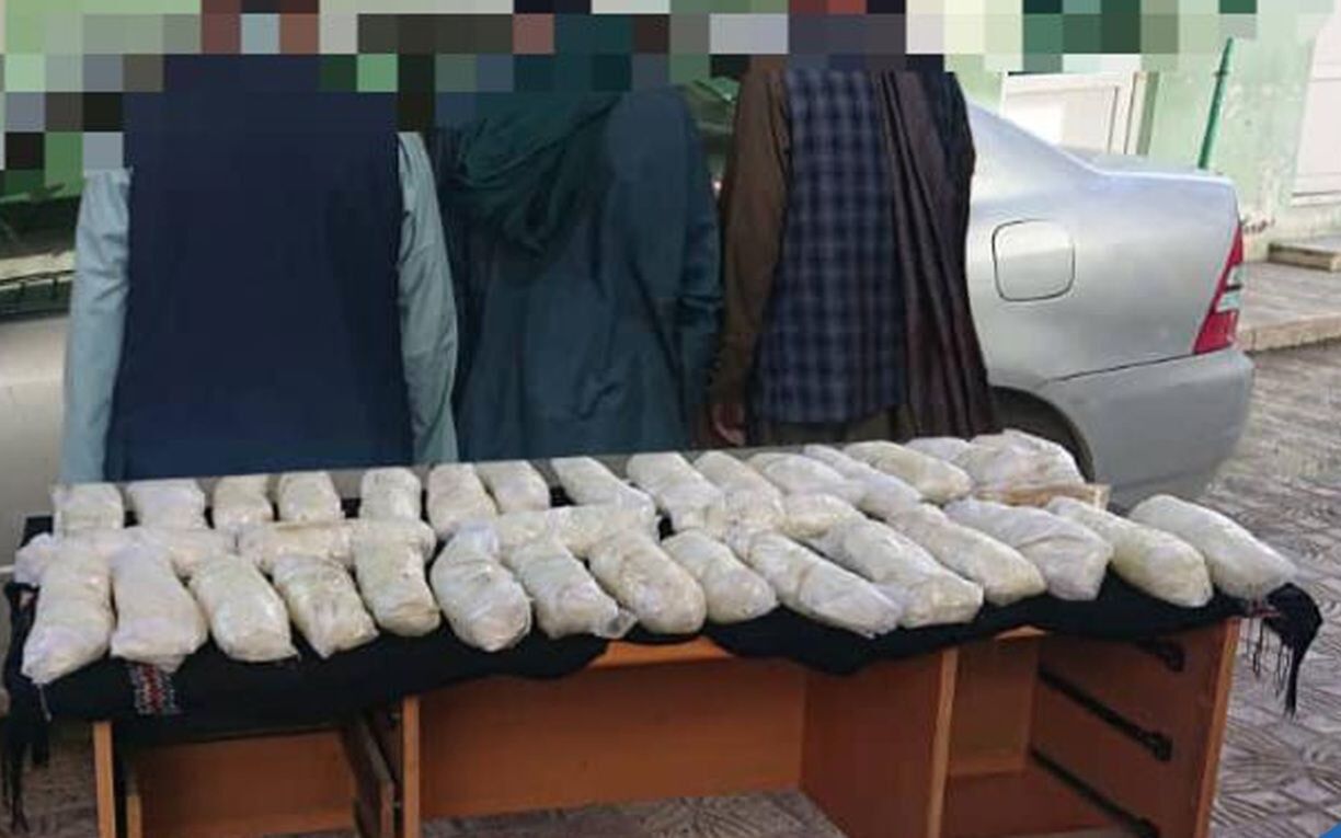 جلوگیری از قاچاق ۱۷ کیلوگرام مواد مخدر نوع شیشه به اوزبیکستان