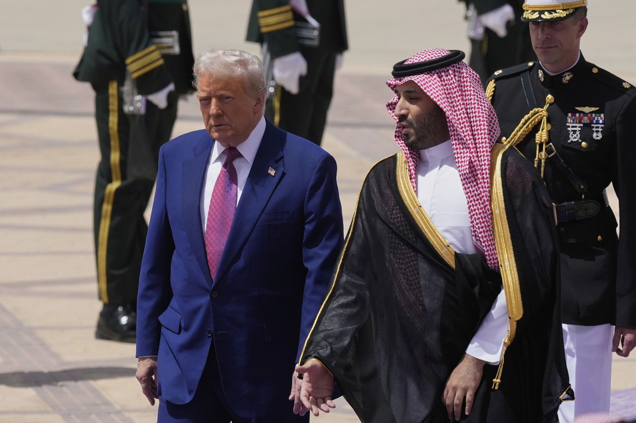سی‌ان‌ان: مخالفت ایران باعث عقب‌نشینی ترامپ درباره جعل نام خلیج‌فارس شد