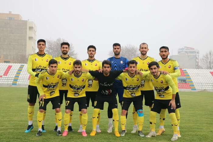 تیم فوتبال شهید قندی یزد و ۲ گام حساس تا لیگ آزادگان