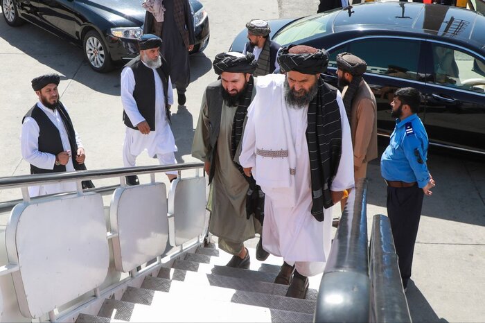 معاون اقتصادی در رأس یک هیئت بلندرتبه دولتی عازم تاتارستان شد