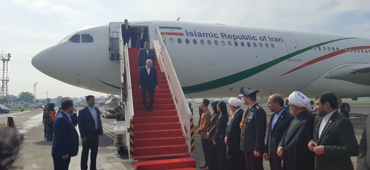 قالیباف وارد جاکارتا شد
