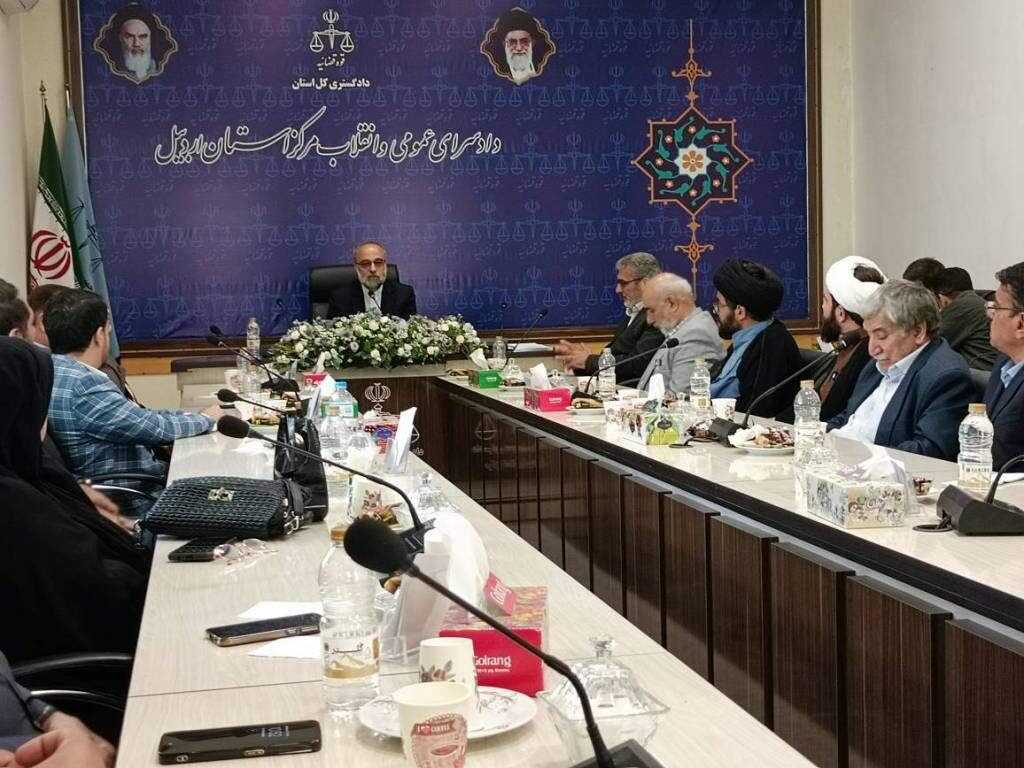 دادستان اردبیل: عرضه قلیان در غذاخوری‌ها مغایر با سلامت عمومی است