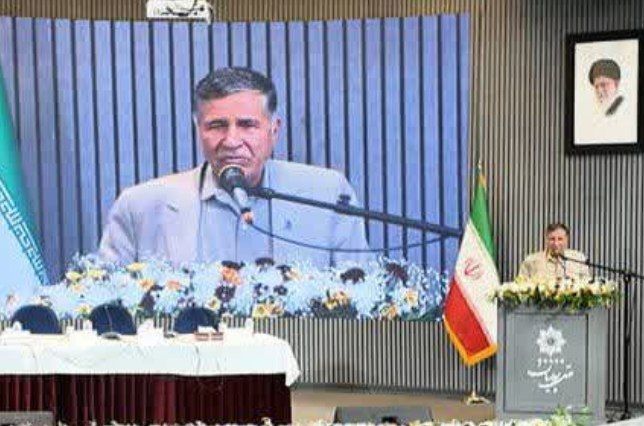 فردوسی ستون هویت ملی ایران است فردوسی ستون هویت ملی ایران است