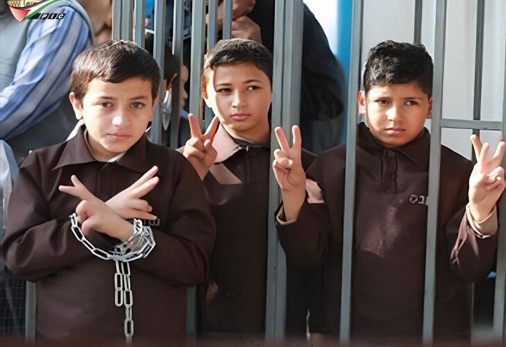 اسارت حدود ۴۰۰ کودک فلسطینی در زندان‌های رژیم صهیونیستی