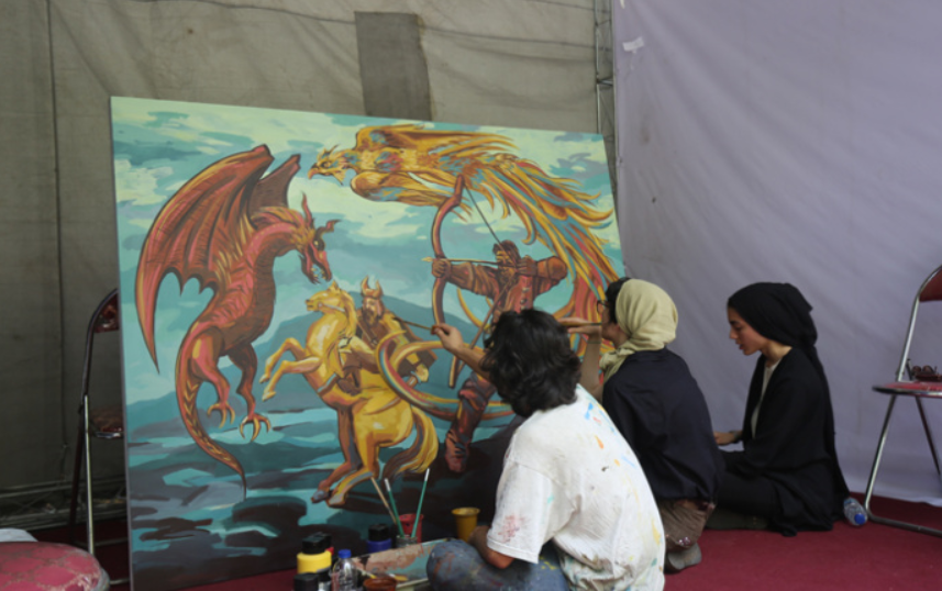 از زبان فارسی و مقام فردوسی آنگونه که باید پاسداری نکردهایم