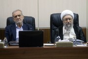 آية الله آملي لاريجاني: تصريحات ترامب السخيفة ناتجة عن عدم توازن فكري