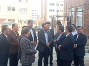 معاون وزیر راه و شهرسازی از طرح‌های نهضت ملی مسکن قم بازدید کرد