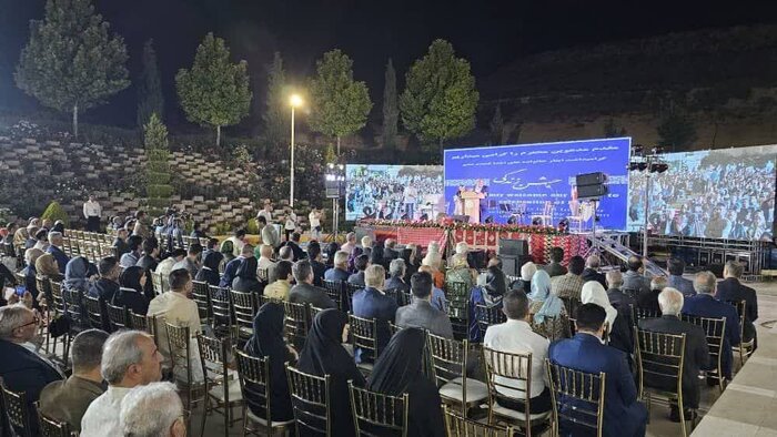 شیراز نگین پیوند اعضا در غرب آسیا؛ رژه انسانیت در جشن زندگی اهداکنندگان عضو
