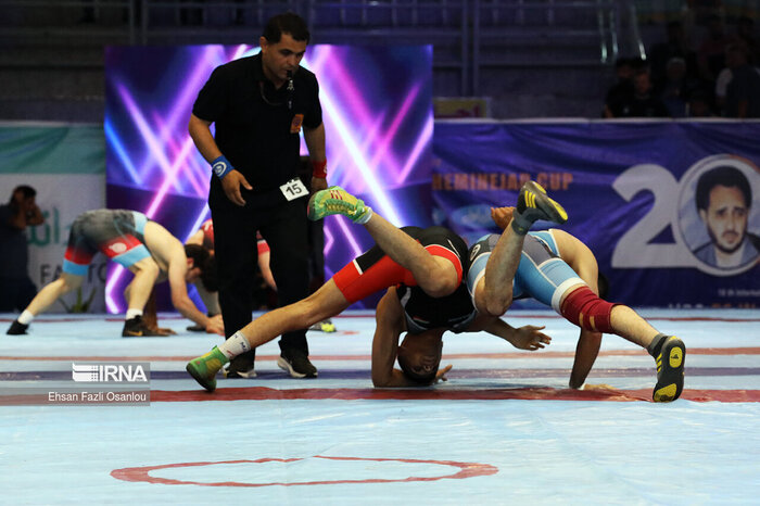 فینالیست های پنج وزن اول مسابقات بینالمللی کشتی جام هاشمینژاد را بشناسید