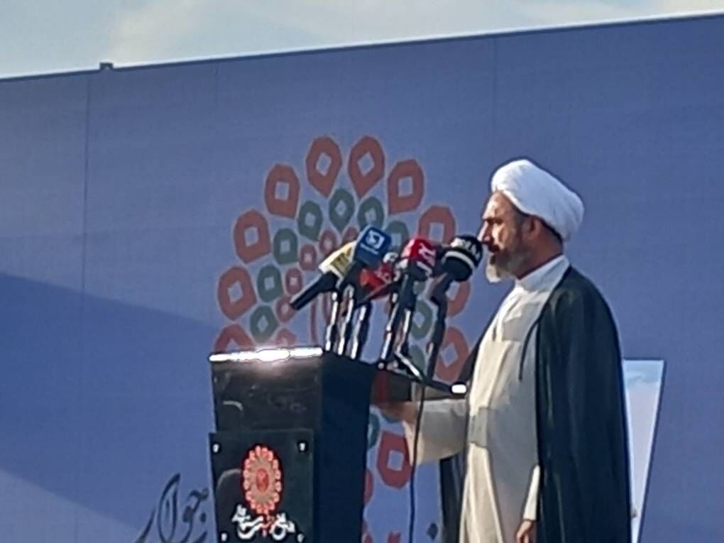 امام جمعه: حادثه زمین فوتبال چوار سند مظلومیت ایلام در جنگ است
