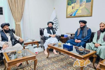 متقی بر بهبود روابط دیپلماتیک با کشورهای همسایه تأکید کرد