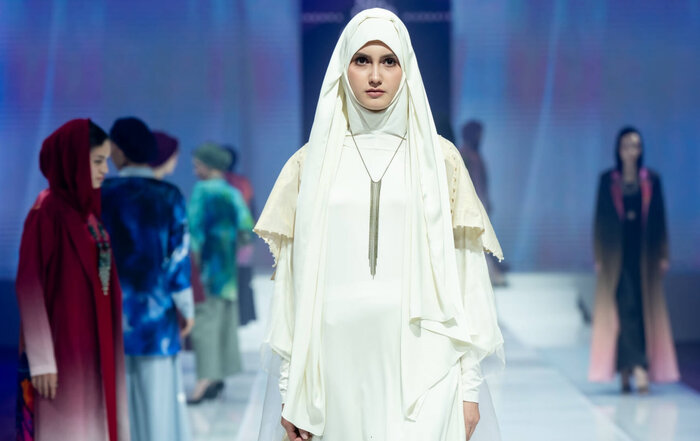 در تابستان چه لباسی بپوشیم؟ نکات استایل تابستانی