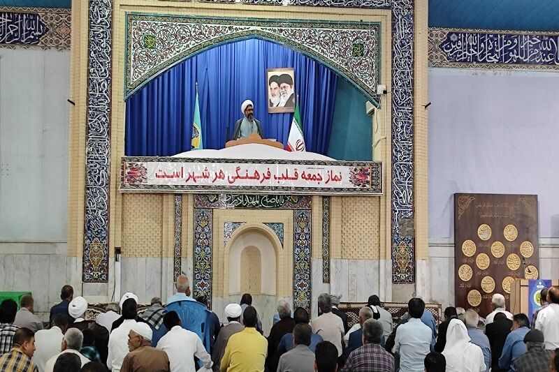 امام جمعه زابل: ظرفیت‌های سیستان در زمینه انرژی و گردشگری مغفول مانده است