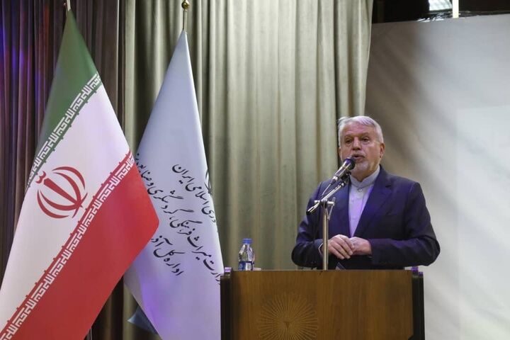 وزیر میراث فرهنگی: با ظرفیتهای گردشگری کشور نیازی به سفرهای خارجی نداریم وزیر میراث فرهنگی: با ظرفیتهای گردشگری کشور نیازی به سفرهای خارجی نداریم