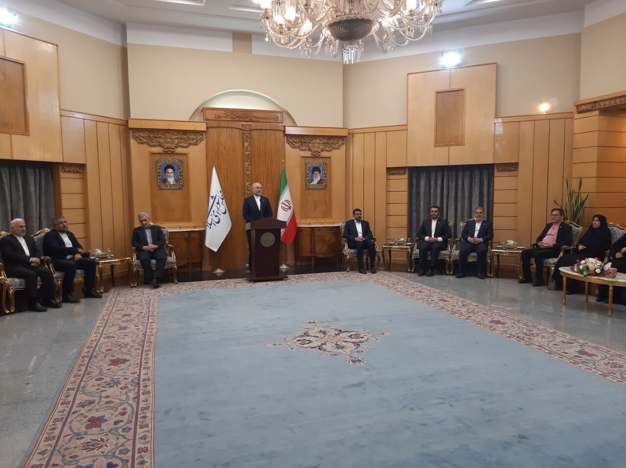 قاليباف: الارضية متوفرة لتعزيز العلاقات الاقتصادية والثقافية بين الدول الإسلامية قاليباف: الارضية متوفرة لتعزيز العلاقات الاقتصادية والثقافية بين الدول الإسلامية