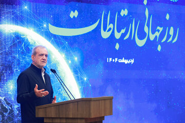 پزشکیان:مدیریت بدون اطلاعات دقیق، سرگردانی است/ از هیچ دستاورد خود دست برنمی داریم