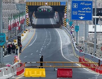 جاده کرج - چالوس همچنان بسته است / مسافران اصرار به سفر نکنند