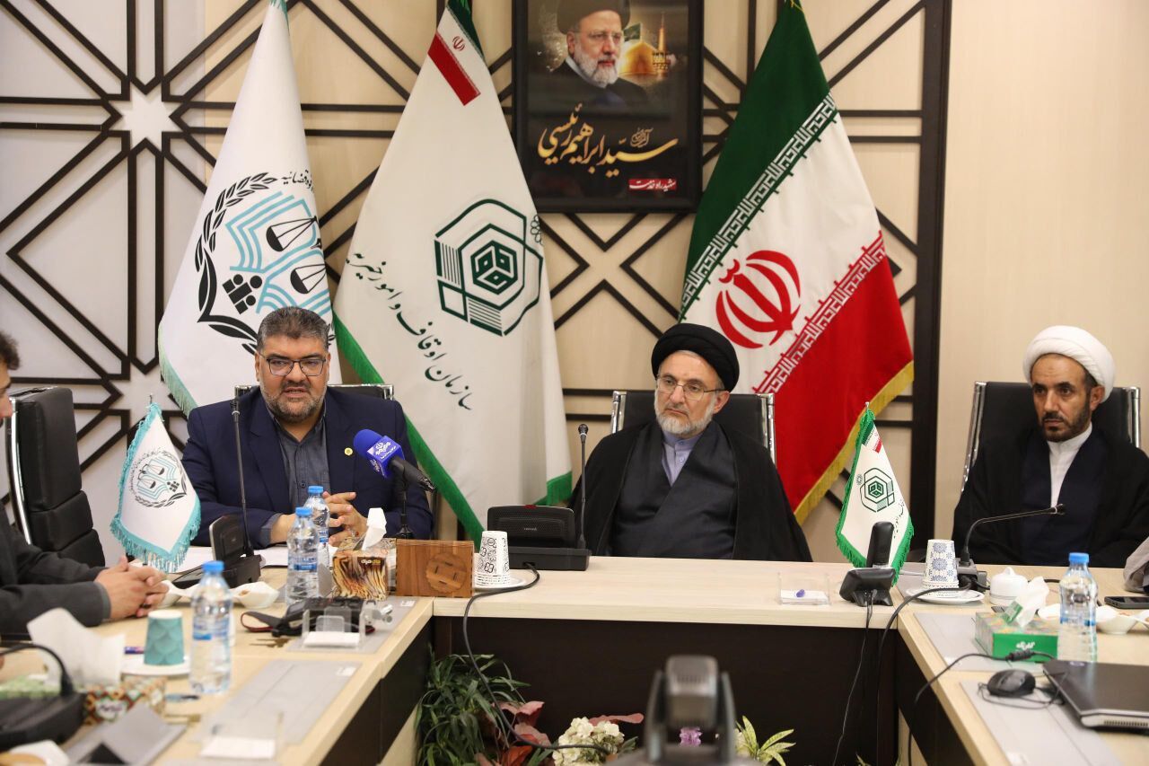 «چله خدمت حقوقی» با حضور ۱۸۰۰ وکیل، کارشناس و مشاوره خانواده