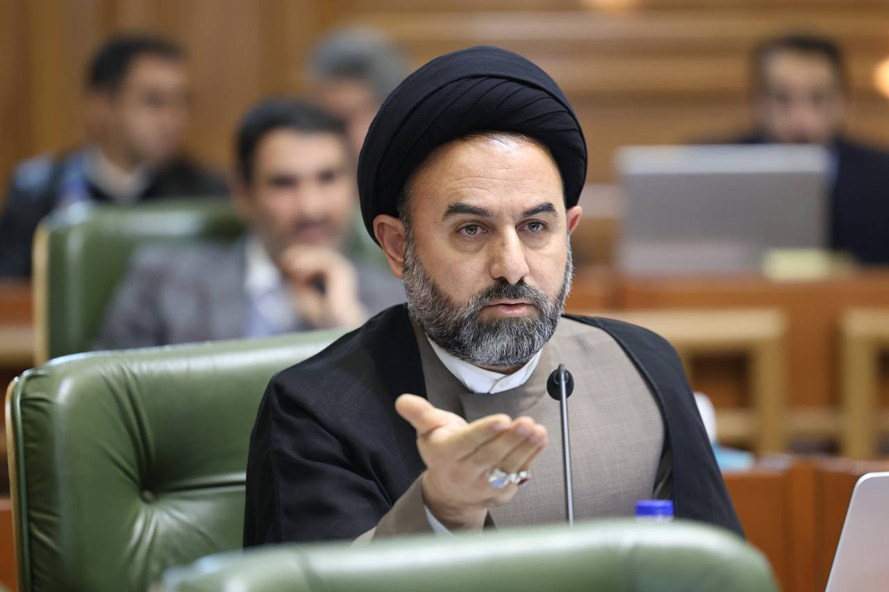 صرفهجویی سالیانه ۳۰۰ میلیون لیتر بنزین با متروی تهران