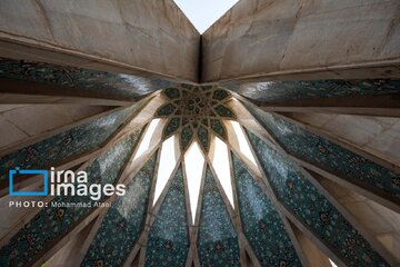 28 de Ordibehesht, Día de Jayam