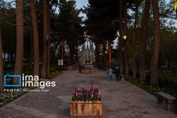 28 de Ordibehesht, Día de Jayam