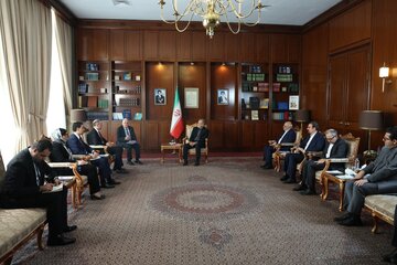 پزشکیان: تقویت روابط با همسایگان را بر پایه اشتراکات فرهنگی و تاریخی دنبال می‌کنیم