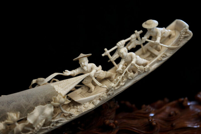 به تماشای تاریخ برویم!