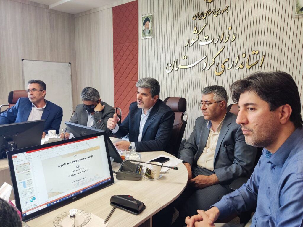 معاون استاندار: شهرکسازی مسکونی با مالکیت دولتی در شهرهای کردستان دنبال میشود