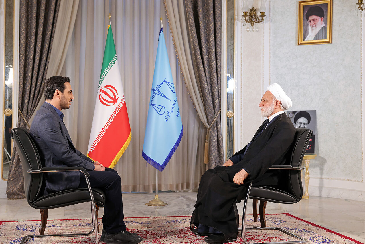 شهید رئیسی خستگی‌ناپذیر و نستوه بود/ترجیح او حضور در «میدان» بود نه پشت میز