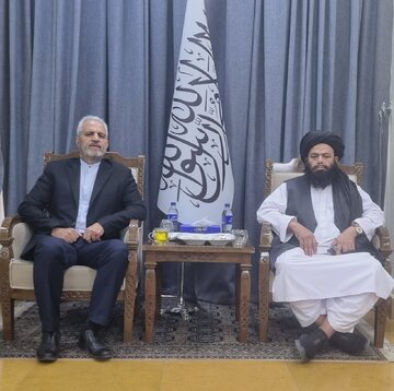 سرپرست وزارت معادن و پترولیم عازم ایران شد
