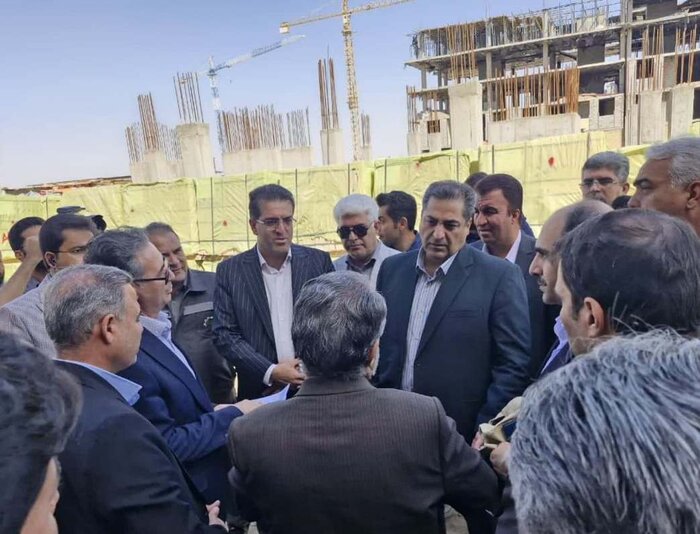 معاون استاندار کرمان: دستگاههای خدماترسان موظف به تامین زیرساختهای مسکن ملی هستند