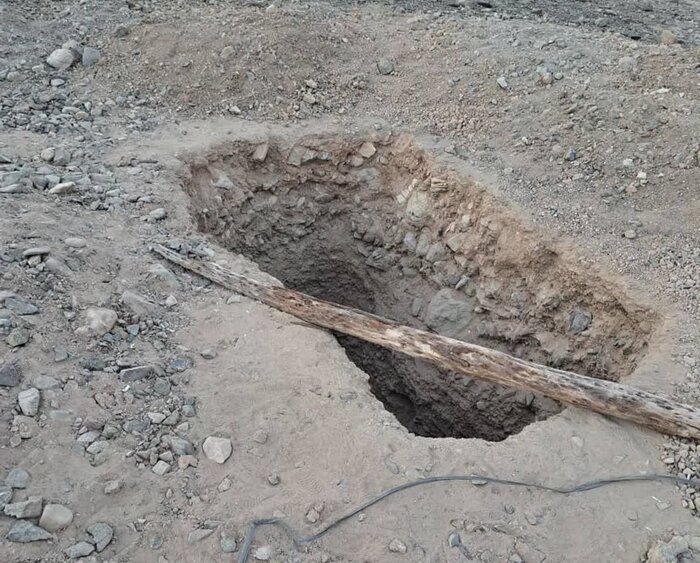 هجوم حفاران غیرمجاز به محوطه سه هزار ساله در جیرفت