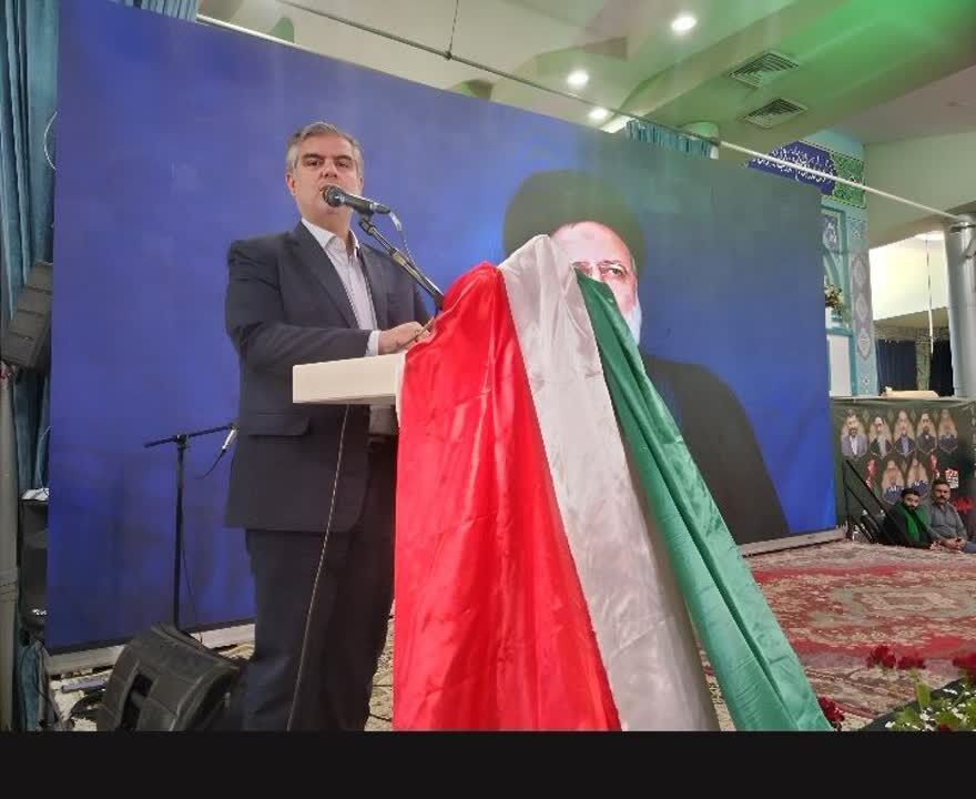 استاندار: خدمت شهید رئیسی به صنعت استان مرکزی ماندگار است