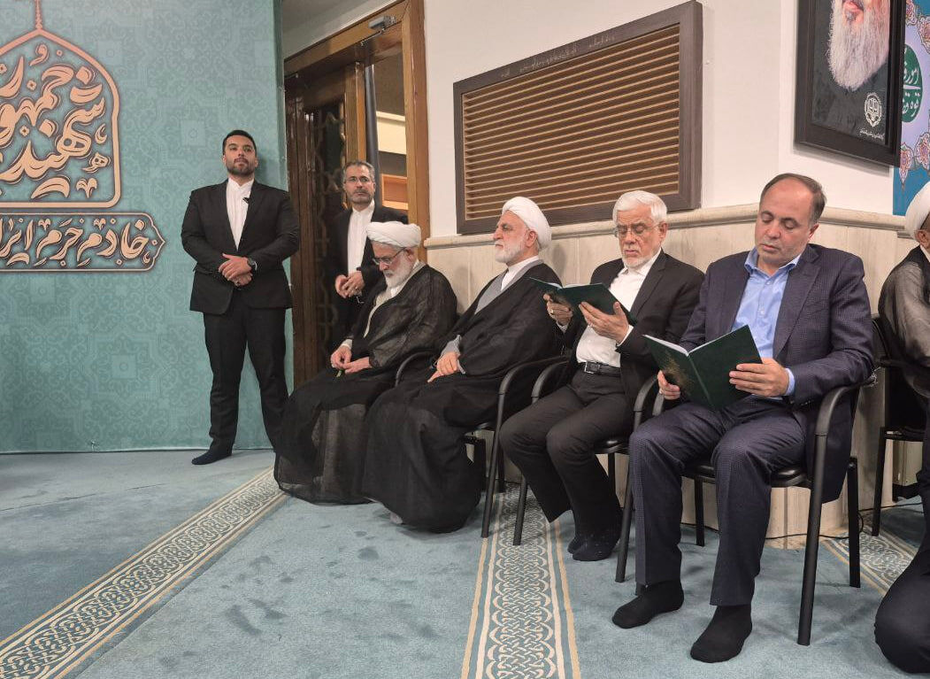 حضور معاون اول رئیس‌جمهور در مراسم گرامیداشت شهدای خدمت