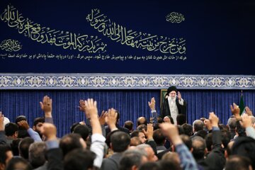 Ayatollah Khamenei : l'Iran n'attendra la permission de personne pour enrichir de l'uranium