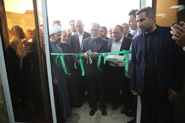 مجتمع فرهنگی هنری بیستون با حضور وزیر فرهنگ در کرمانشاه افتتاح شد