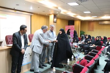 برترین‌های خراسان جنوبی در المپیاد فرش ایران تجلیل شدند