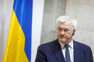 اوکراین خواستار کاهش سقف قیمت نفت روسیه از سوی «گروه ۷» شد