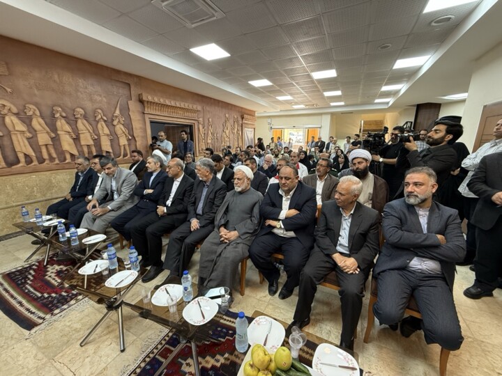 مجتمع فرهنگی هنری بیستون با حضور وزیر فرهنگ در کرمانشاه افتتاح شد