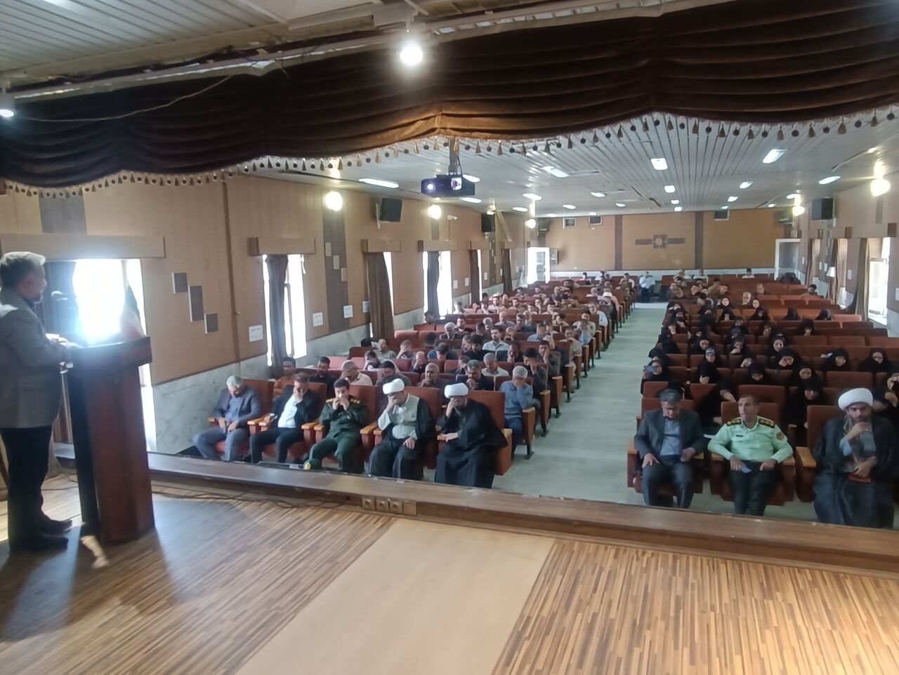 برگزاری مراسم بزرگداشت سالگرد شهیدان خدمت در کنگاور+فیلم