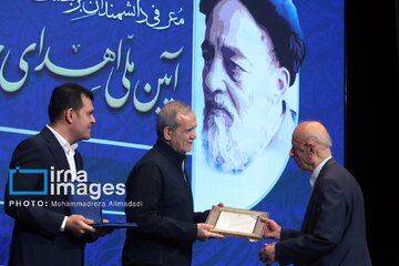 درد دل دانشمندان برگزیده کشور با رئیس‌جمهور