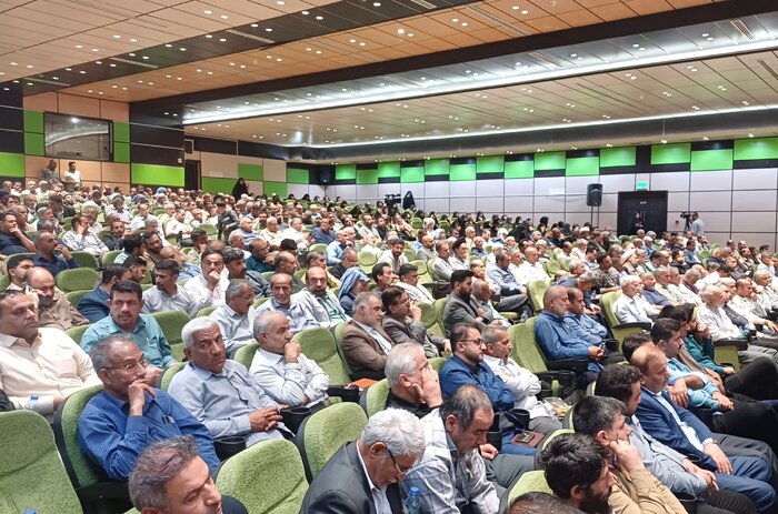 نماینده ولی فقیه در خوزستان: دستگاههای دولتی از تصدیگری در اربعین خودداری کنند