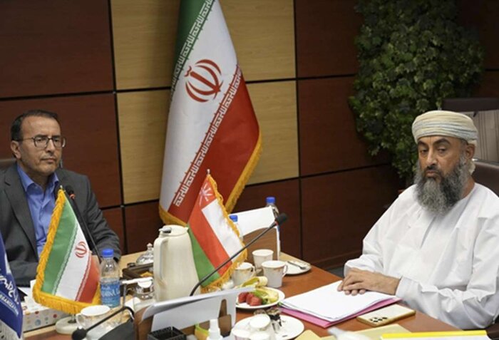 ایران و عمان در زمینه فرآوردههای پروتئینی همکاری میکنند