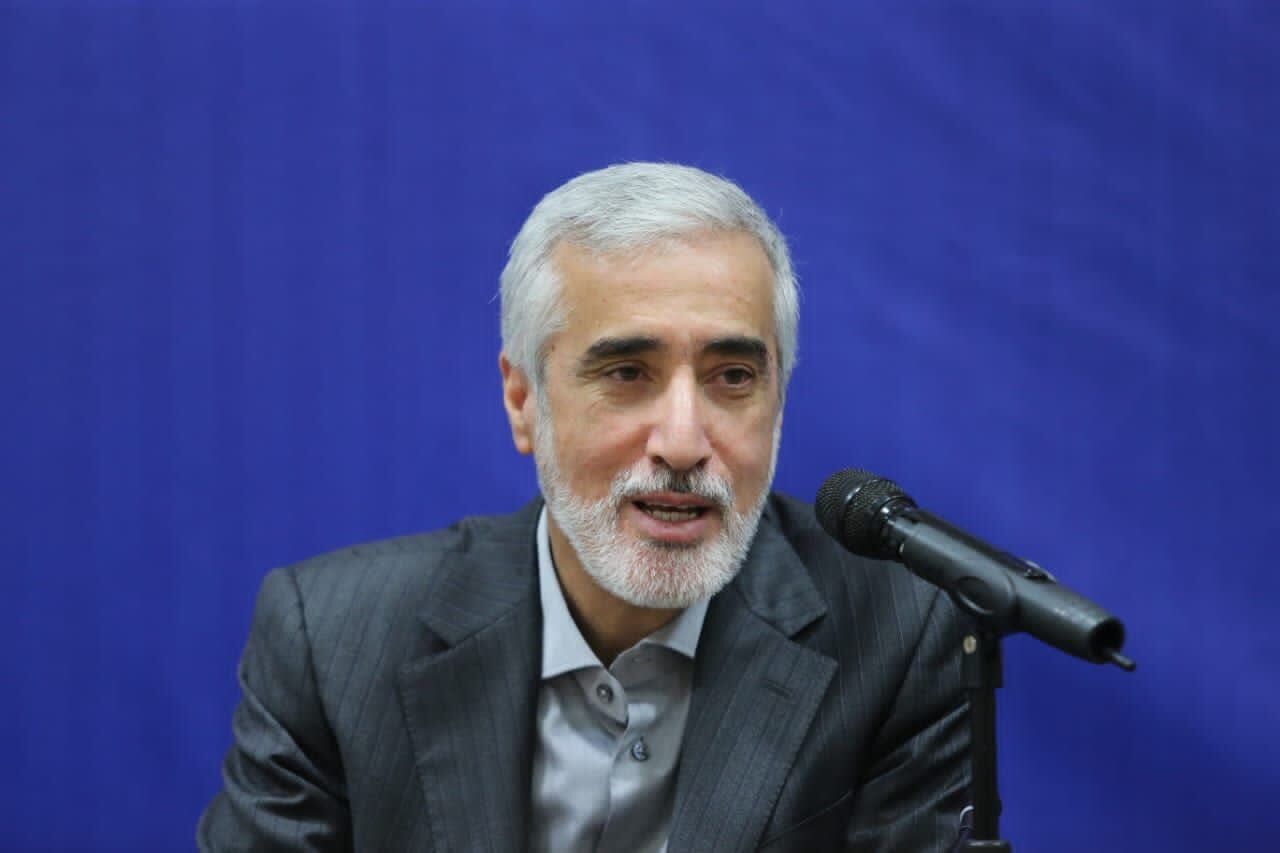 رئیس سازمان غذا و دارو: با بازار سیاه دارو مبارزه می‌کنیم
