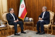 Araqchi stresses broadening Iran-Venezuela economic ties