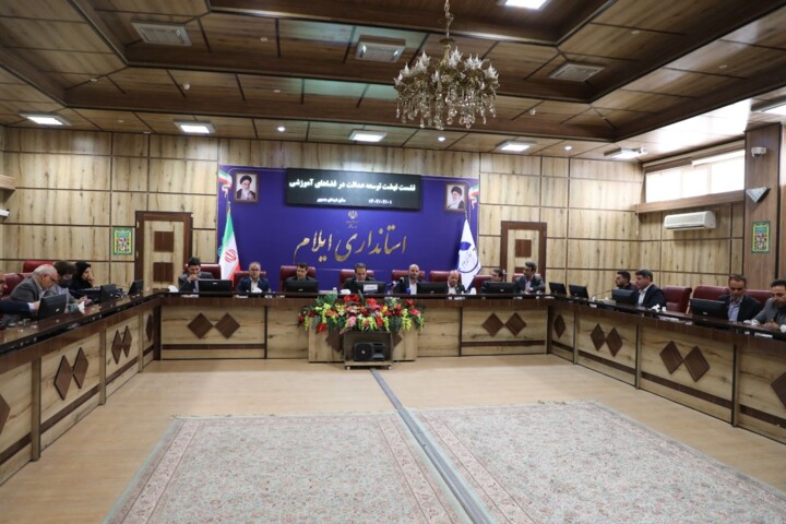 معاون وزیر: رئیس جمهور ۳۰ نشست در باره عدالت آموزشی برگزار کرده است