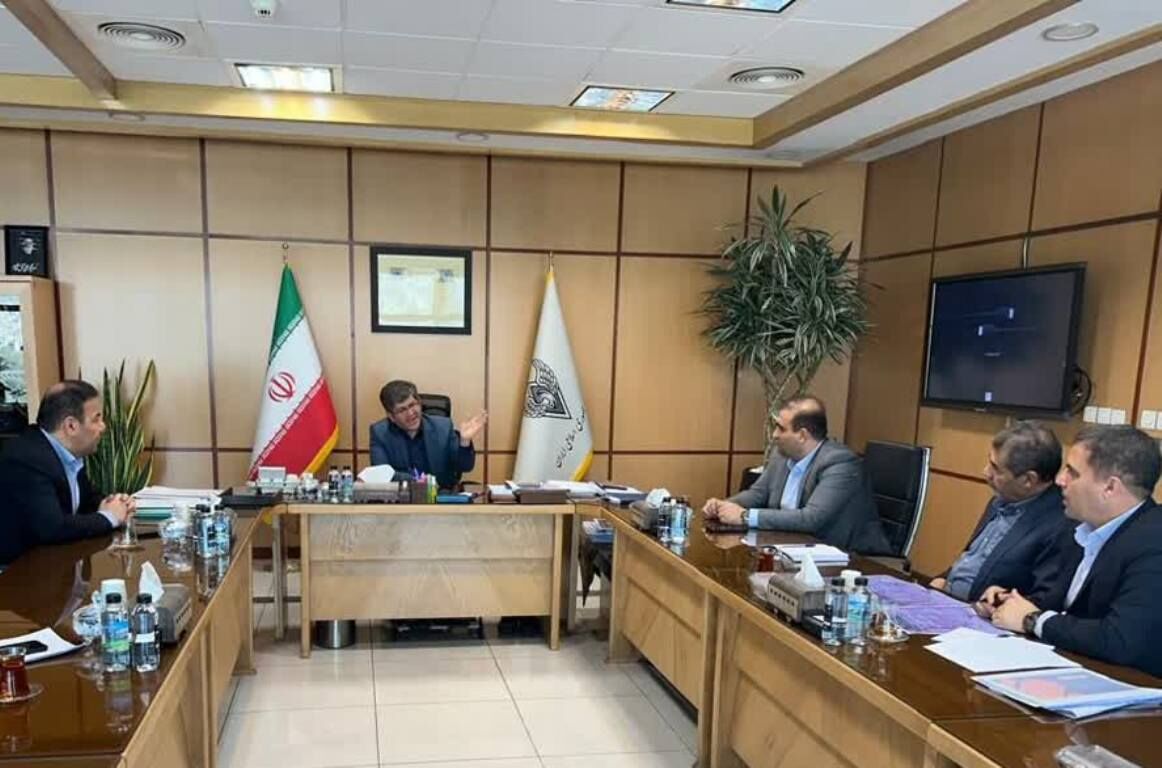 ضرورت توسعه زیرساختهای ریلی منطقه آزاد ارس برای ایجاد تحول در اقتصاد شمالغرب کشور ضرورت توسعه زیرساختهای ریلی منطقه آزاد ارس برای ایجاد تحول در اقتصاد شمالغرب کشور