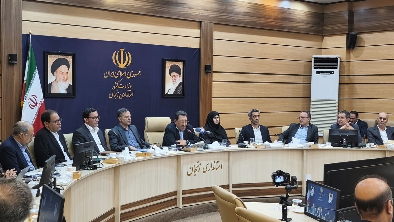 تسهیل صادرات و حمایت از بنگاه‌های کوچک؛ وعده وزیر صمت برای رشد اقتصادی