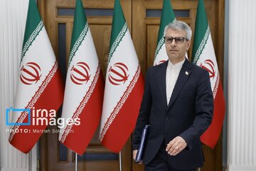„In den Verhandlungen werden wir die Perspektive des Iran auf die widersprüchlichen Positionen Amerikas und die Verschärfung der Sanktionen darlegen“